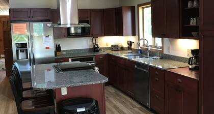 Getaway Lakefront Home for Skiing or Summer Enjoyment