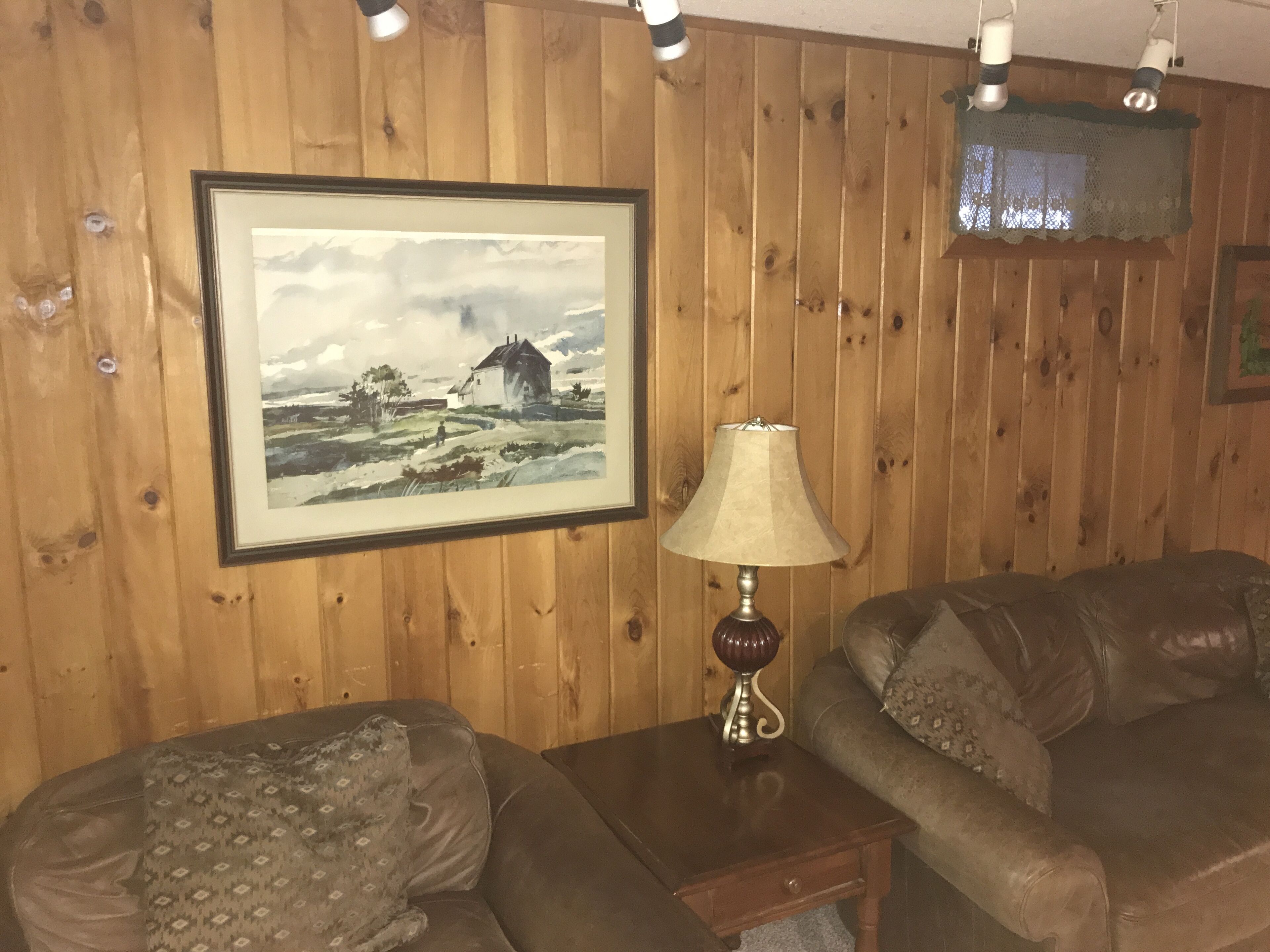 Getaway Lakefront Home for Skiing or Summer Enjoyment