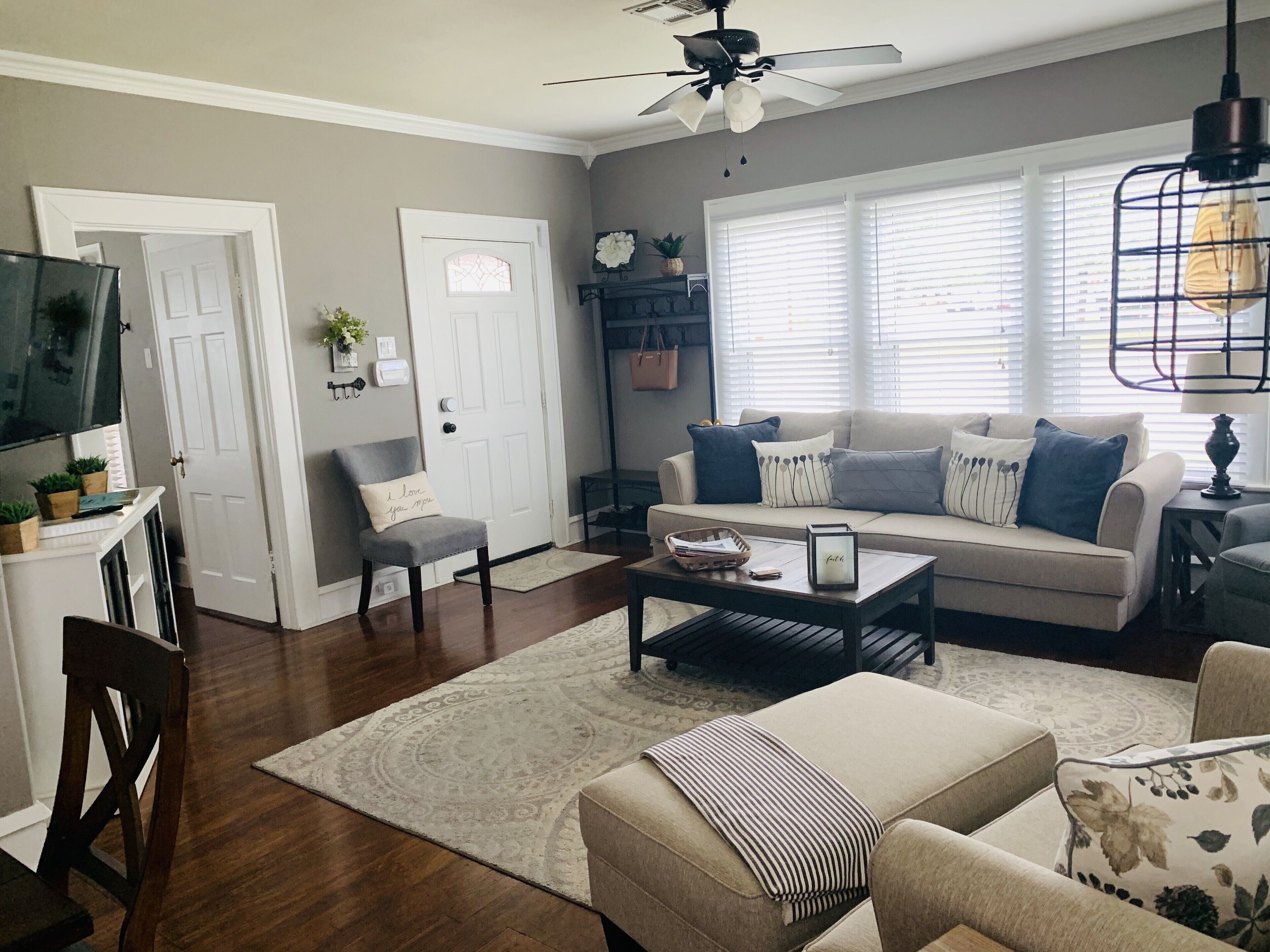 1925  “Bella”  House