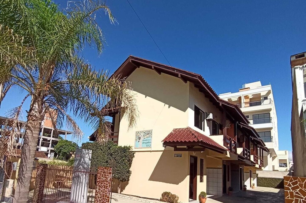 Great townhouse 150 meters from the beach. Summer 2020 with incredible values!