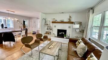 Smart TV, fireplace, table tennis, books