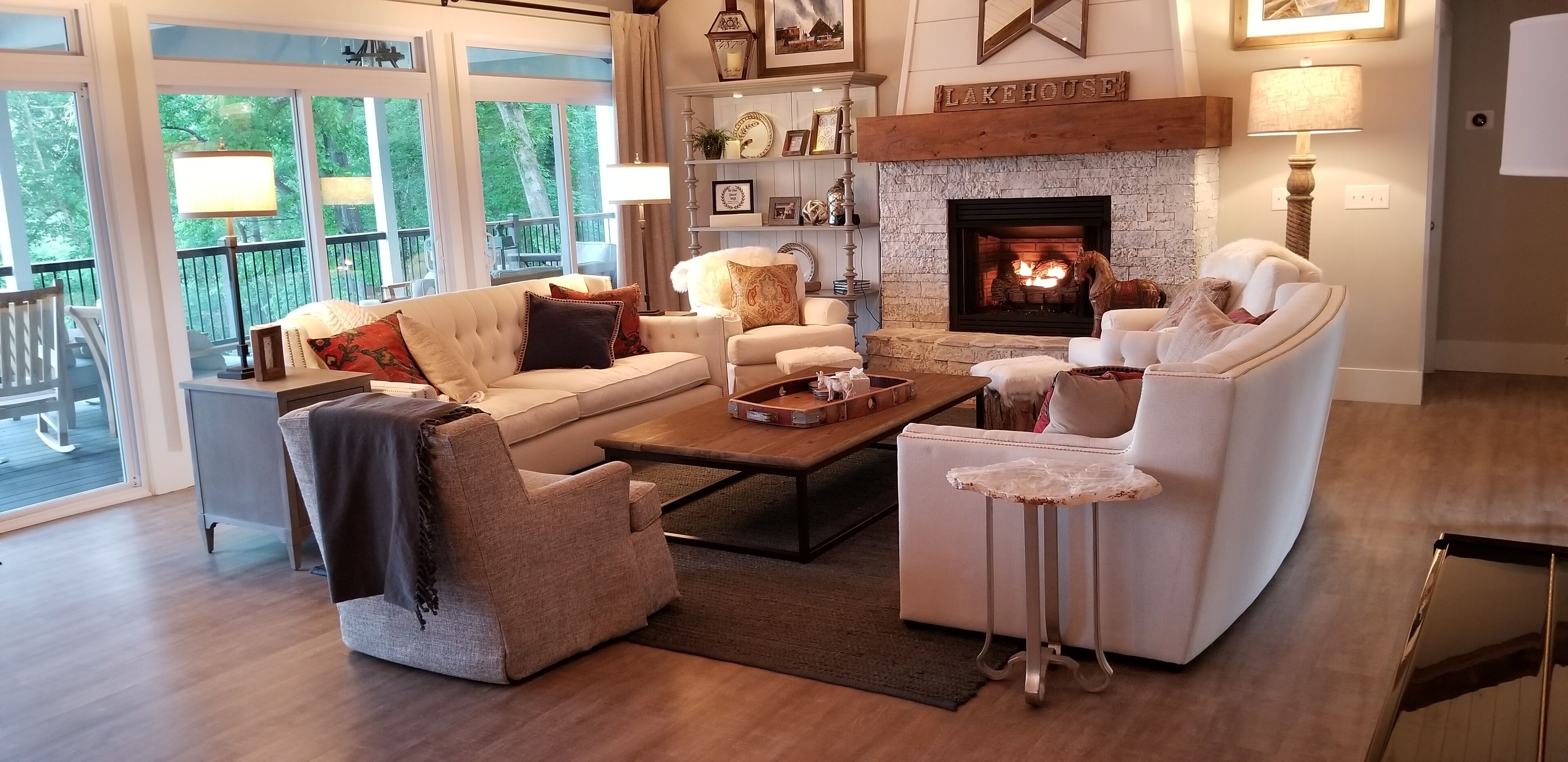 STUNNING RETREAT, only 15 min to GSP!  Family Fun, Great View!