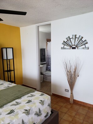 1 bedroom, WiFi, bed sheets
