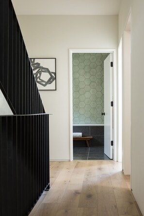 Interior - Luxury Modern Home with a View (Portland)