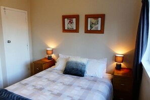 3 室のベッドルーム、インターネット、ベッドシーツ