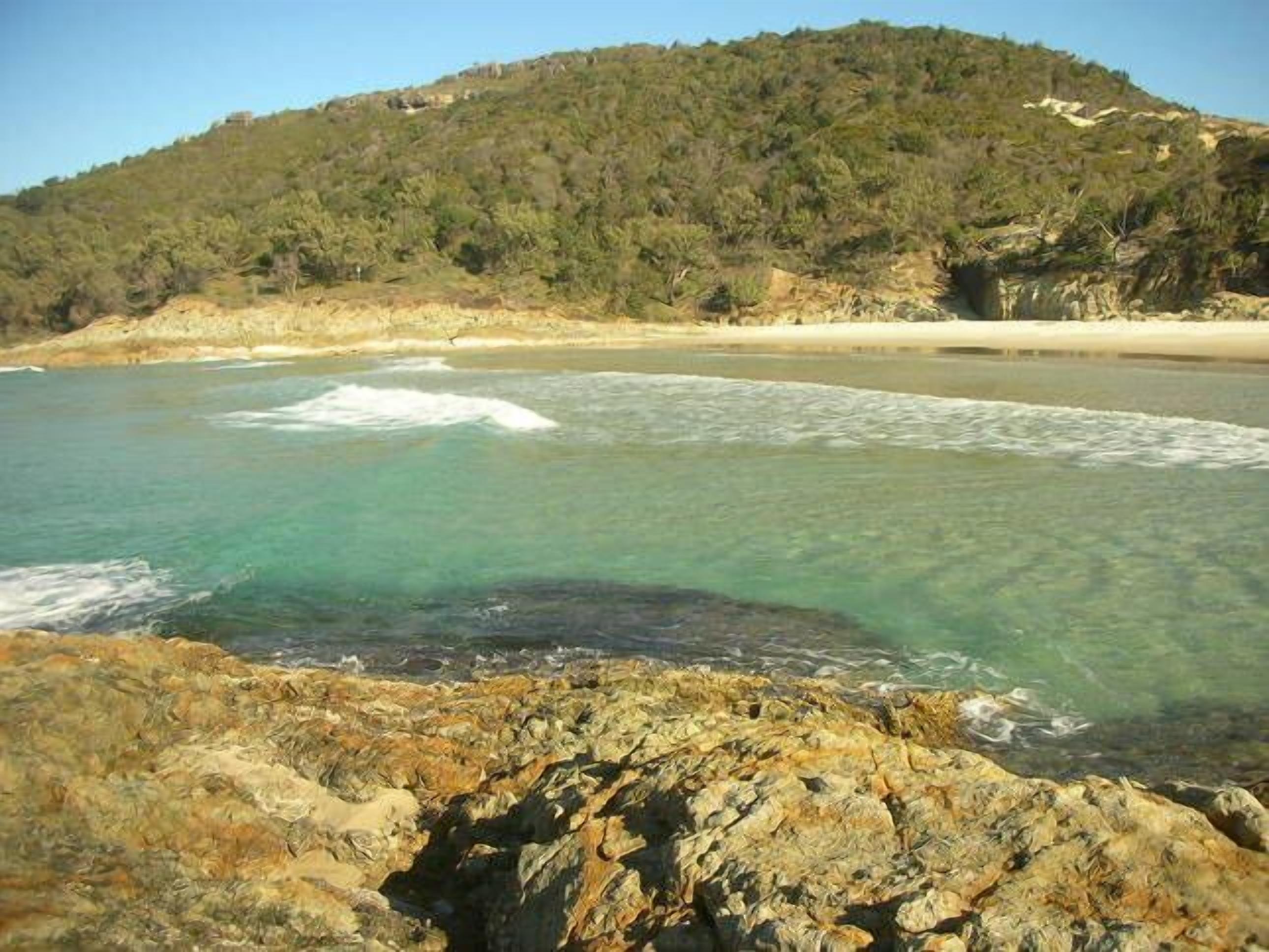 Tangalooma House Moreton Island - Airconditioned and WIFI — image 13