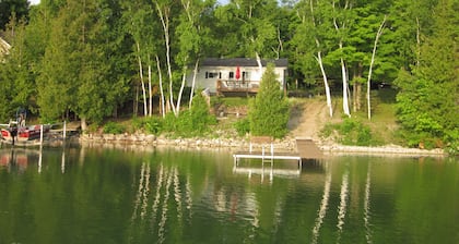 Sunkissed Cottage, Presque Isle MI