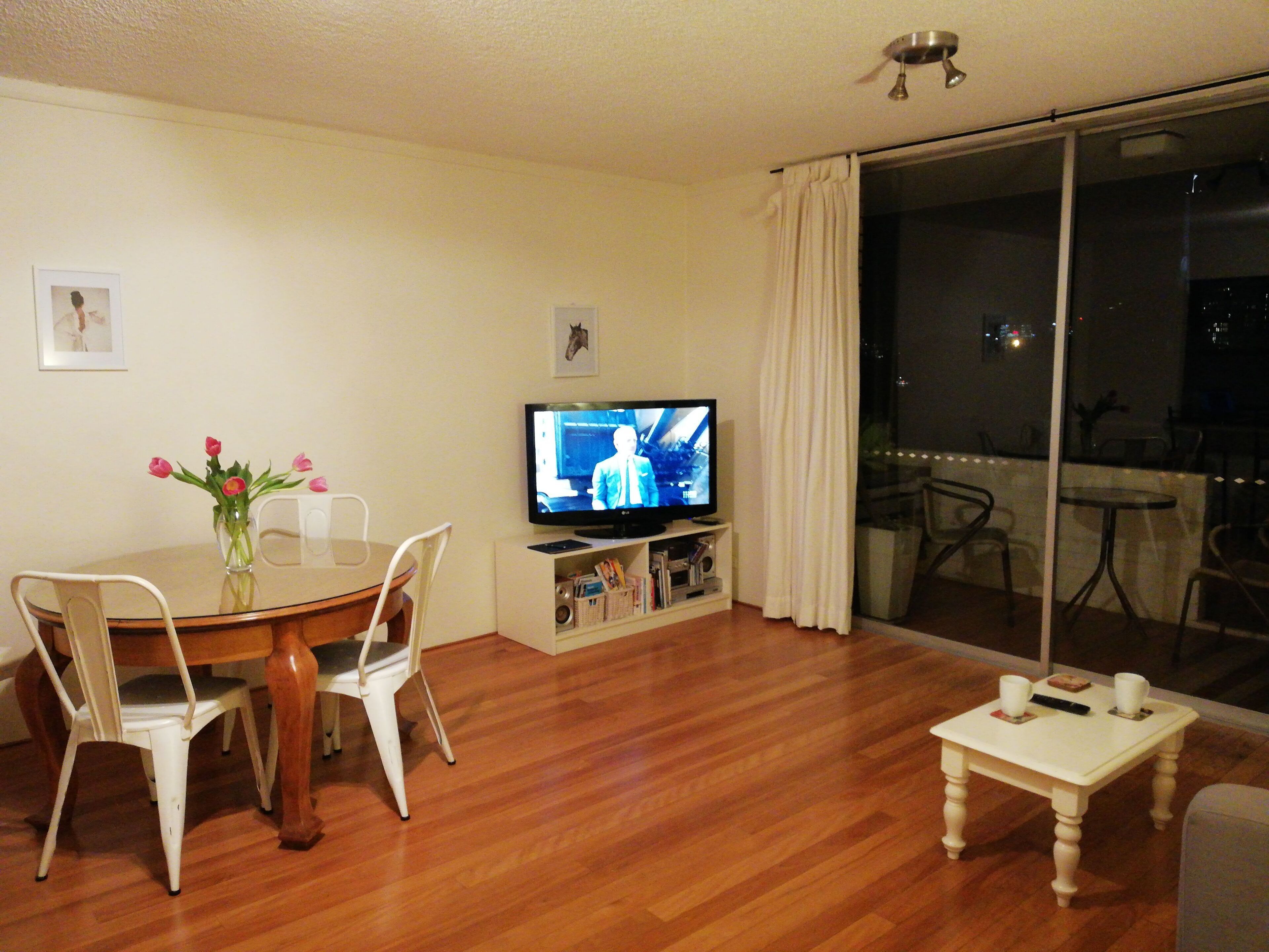 Blackwattle Bay Apartment — image 20