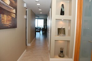 Entry
 - Absolutely stunning apartment by the sea! (Marco Island)
