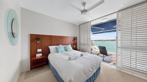 3 chambres, fer et planche à repasser, Wi-Fi, draps fournis