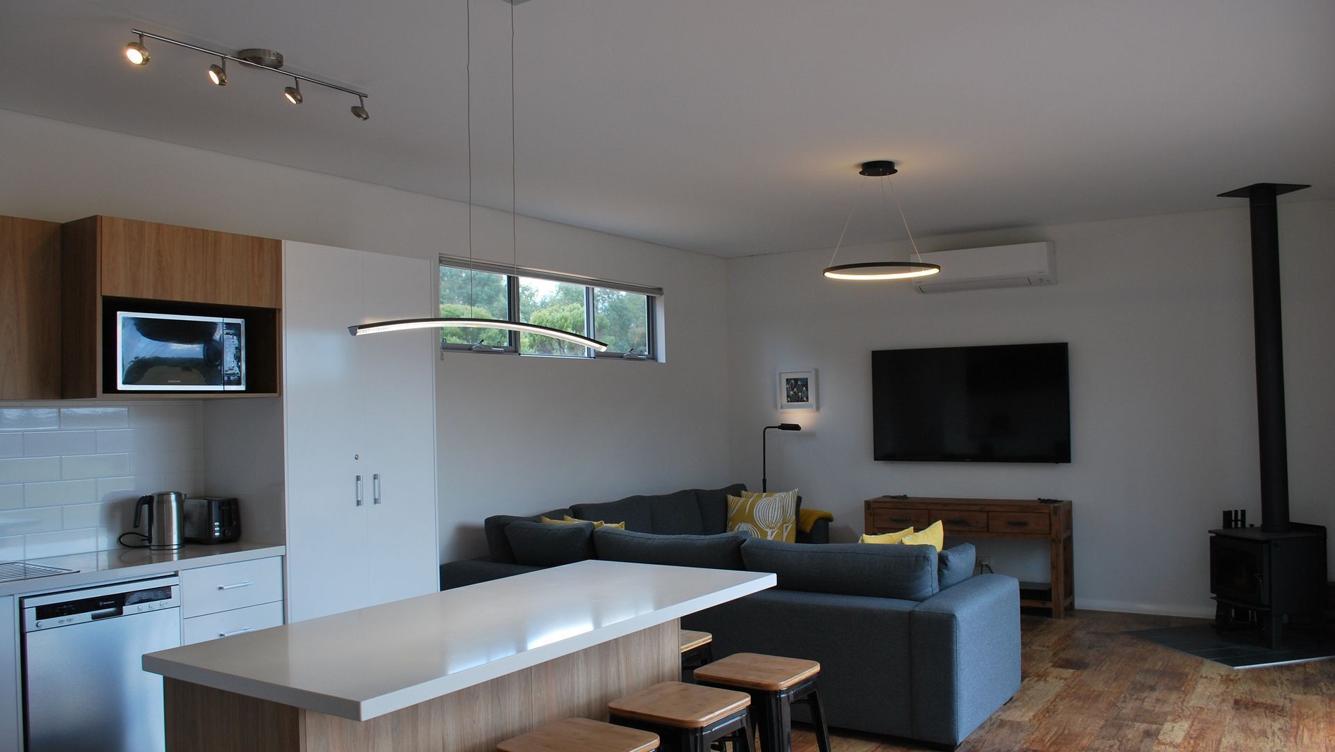 Nannup Forest View - Luxury in the Valley