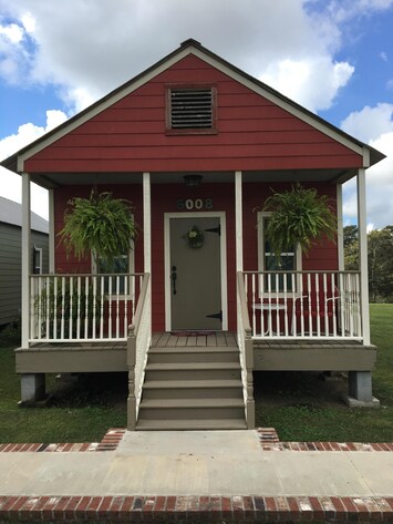 Image of Peaceful, Private Cottage on Bayou Teche