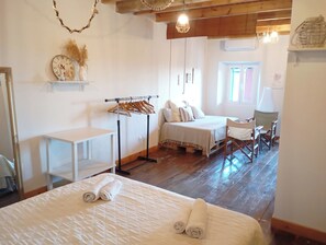 2 Schlafzimmer, Bügeleisen/Bügelbrett, Internetzugang, Bettwäsche