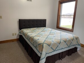 4 bedrooms, free WiFi, bed sheets, wheelchair access - Exclusive Lakehouse  (Jefferson)