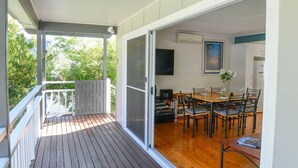 Unclassified image, 3 of 51, button - Paradise Bungalow Waterfront Jervis bay (Sanctuary Point)