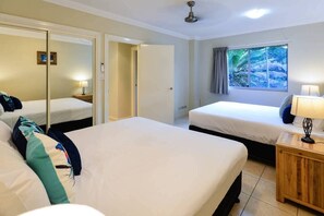 3 bedrooms, iron/ironing board, WiFi, bed sheets - Blue Water Views 9, Seaview Apartment on Hamilton Island (Hamilton Island)