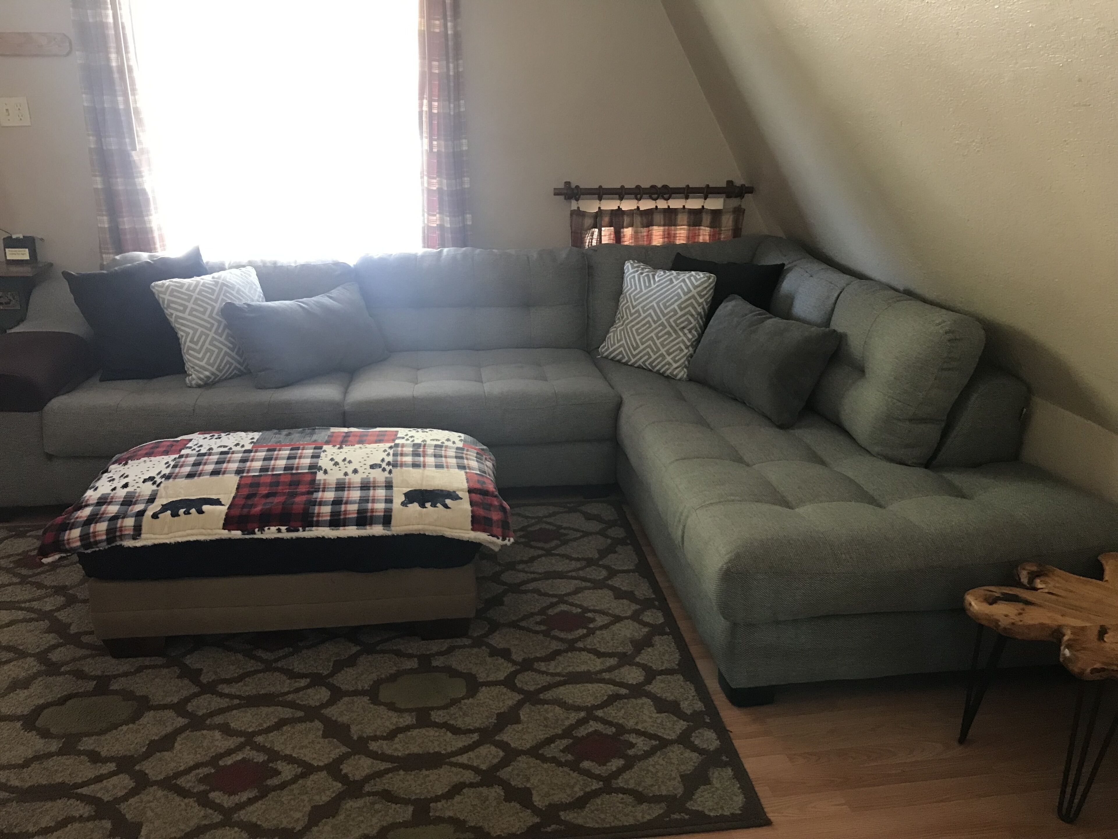 Beautiful unique A-frame cabin, pet friendly, EV car charger