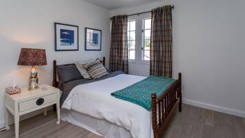 3 dormitorios, colchones viscoelásticos, escritorio