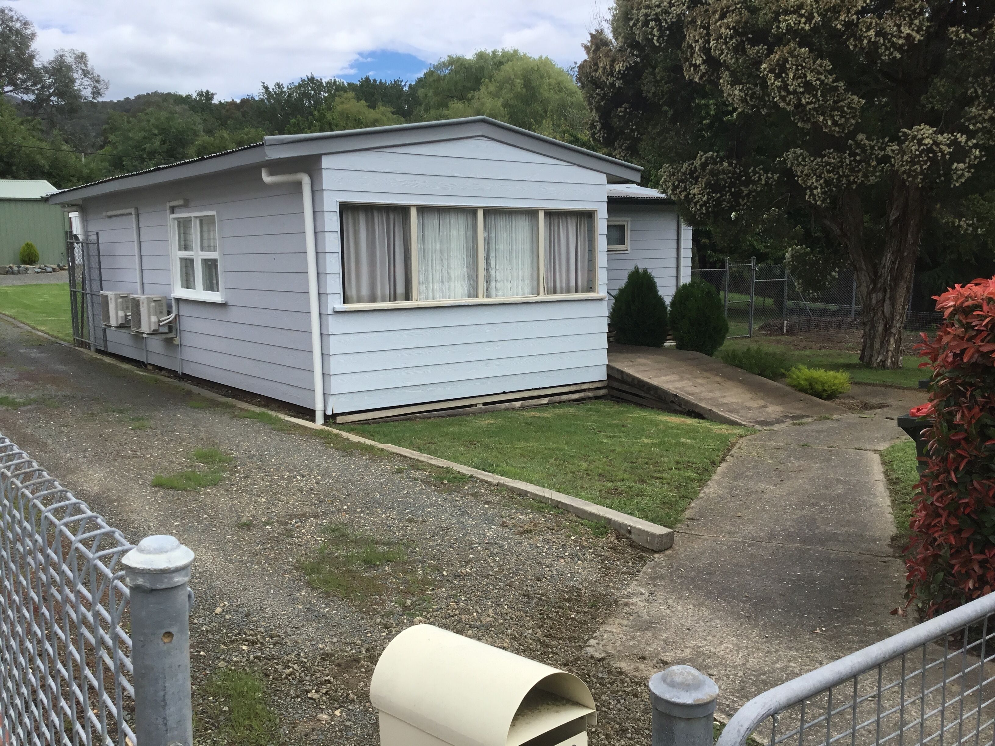 Kinder Cottage Talbingo. — image 4