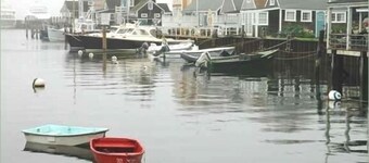 Duplex Sunny Condo en barrio residencial, a 5 minutos a pie de carriles-bici !!!