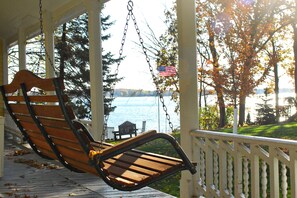 Terrace/patio - Historic Swedish Cottage on Quiet Lindstrom Lake (Lindstrom)