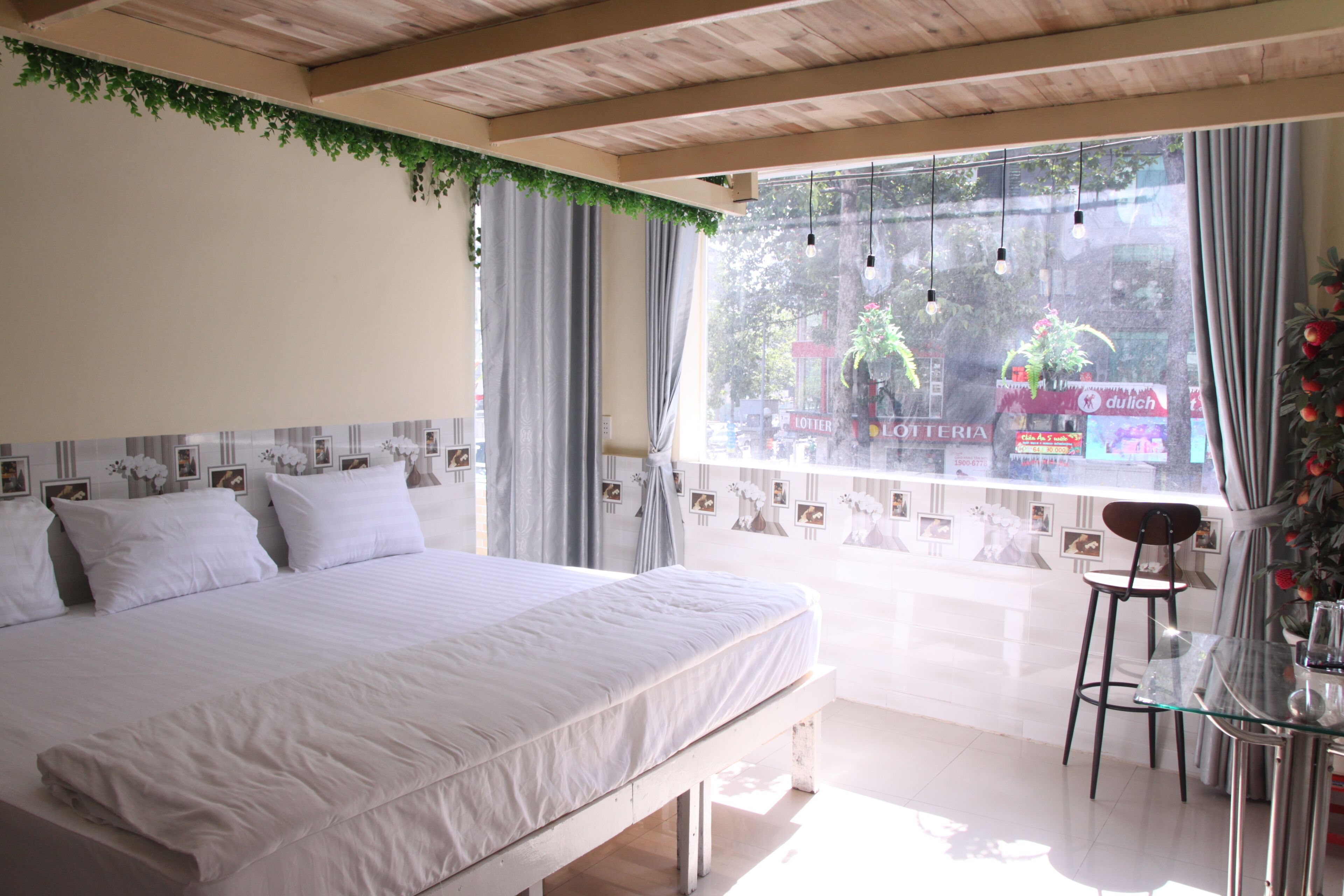 2 bedrooms, in-room safe, free WiFi