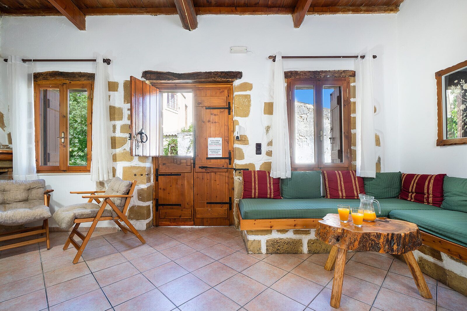 1-bedroom Topolia House with shared pool