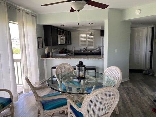 3-bedroom condo near beaches with water views