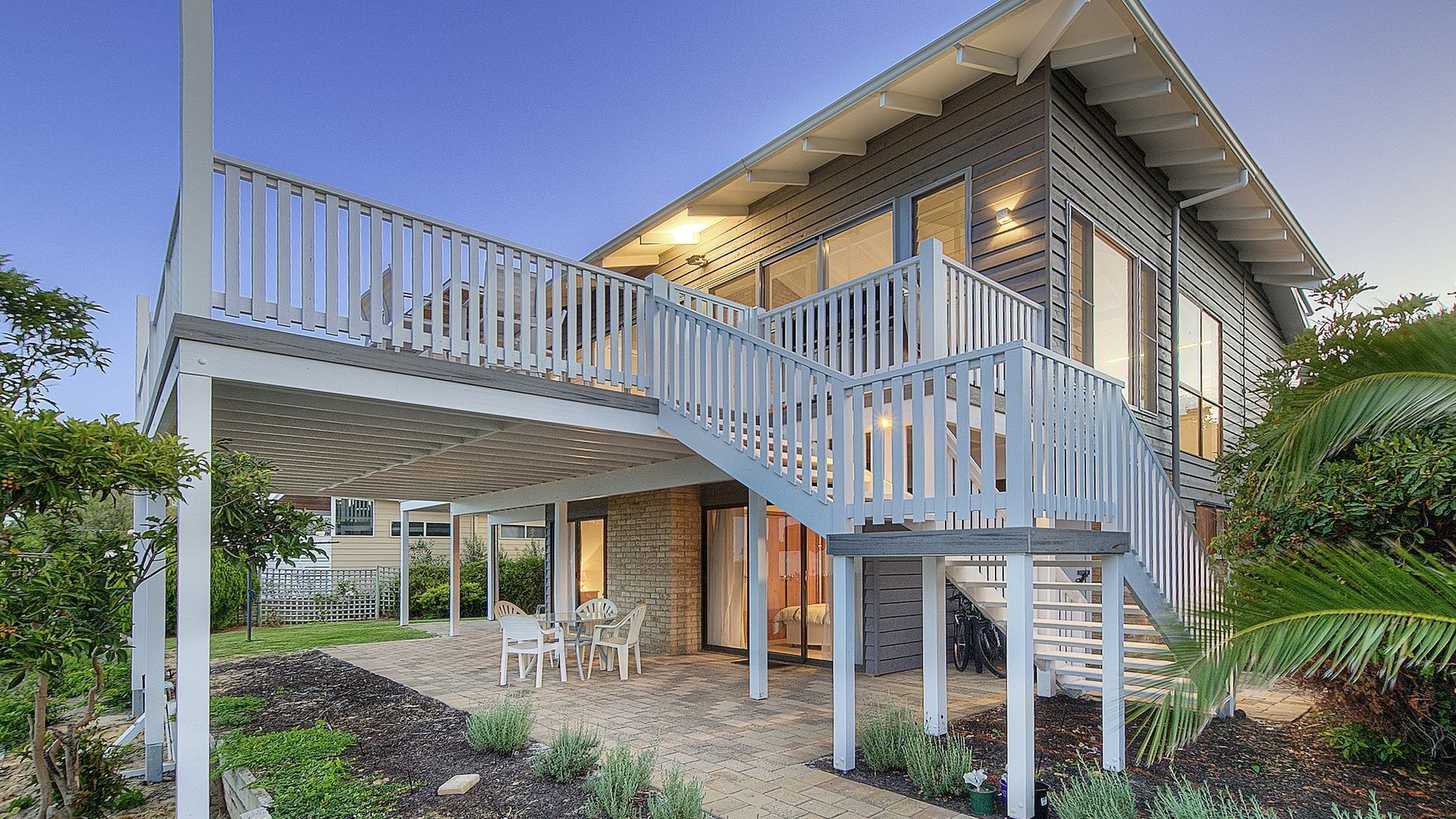 Old Dunsborough Beach House — image 18