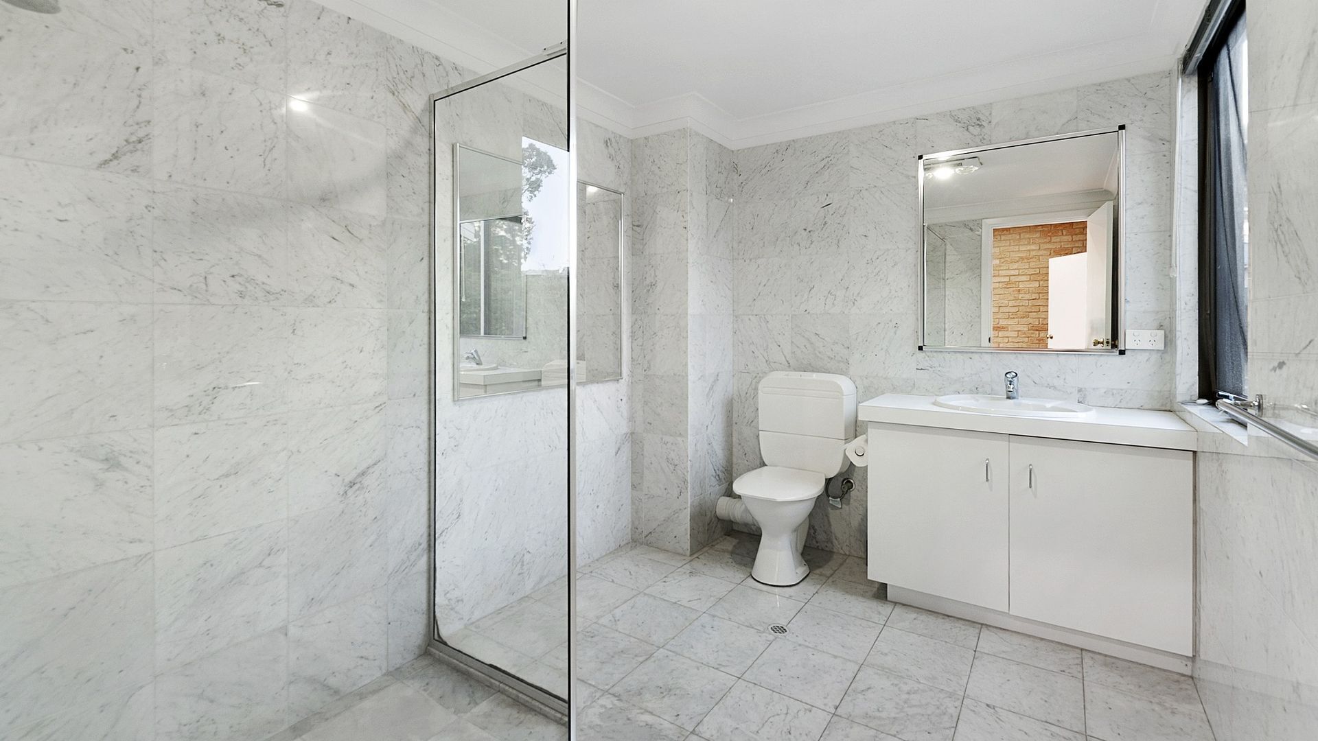 Old Dunsborough Beach House — image 11