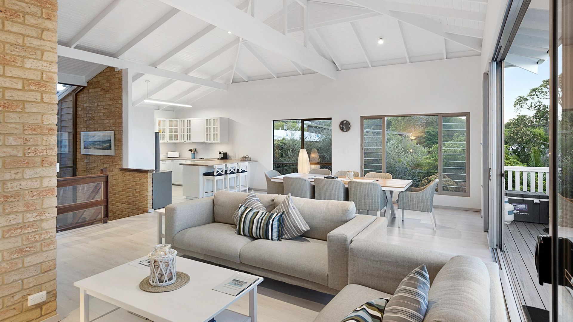 Old Dunsborough Beach House — image 5