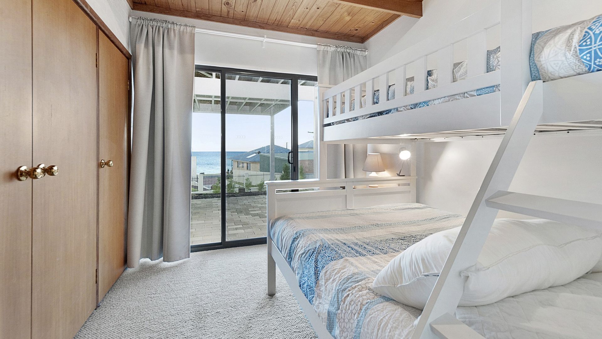 Old Dunsborough Beach House — image 15