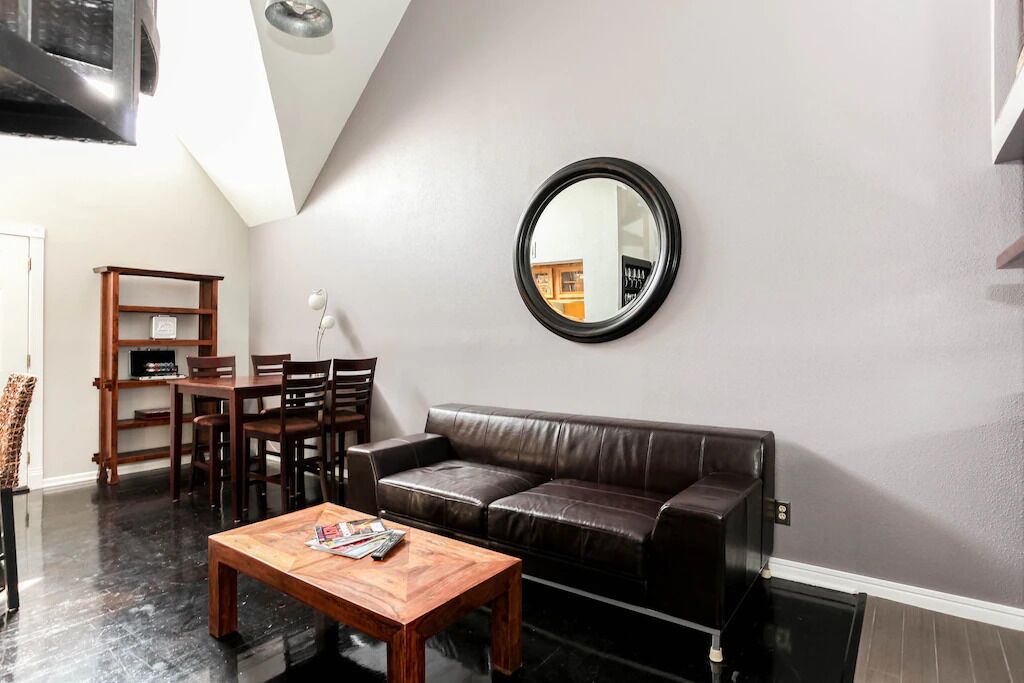 TV, fireplace, stereo