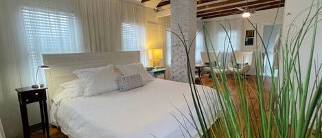 2 chambres, fer et planche à repasser, Wi-Fi gratuit, draps fournis