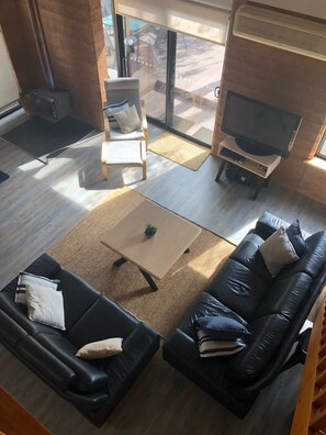 Smart TV, DVD player, books, video library