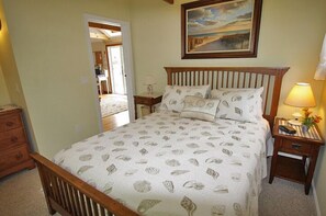 2 bedrooms, iron/ironing board, Internet