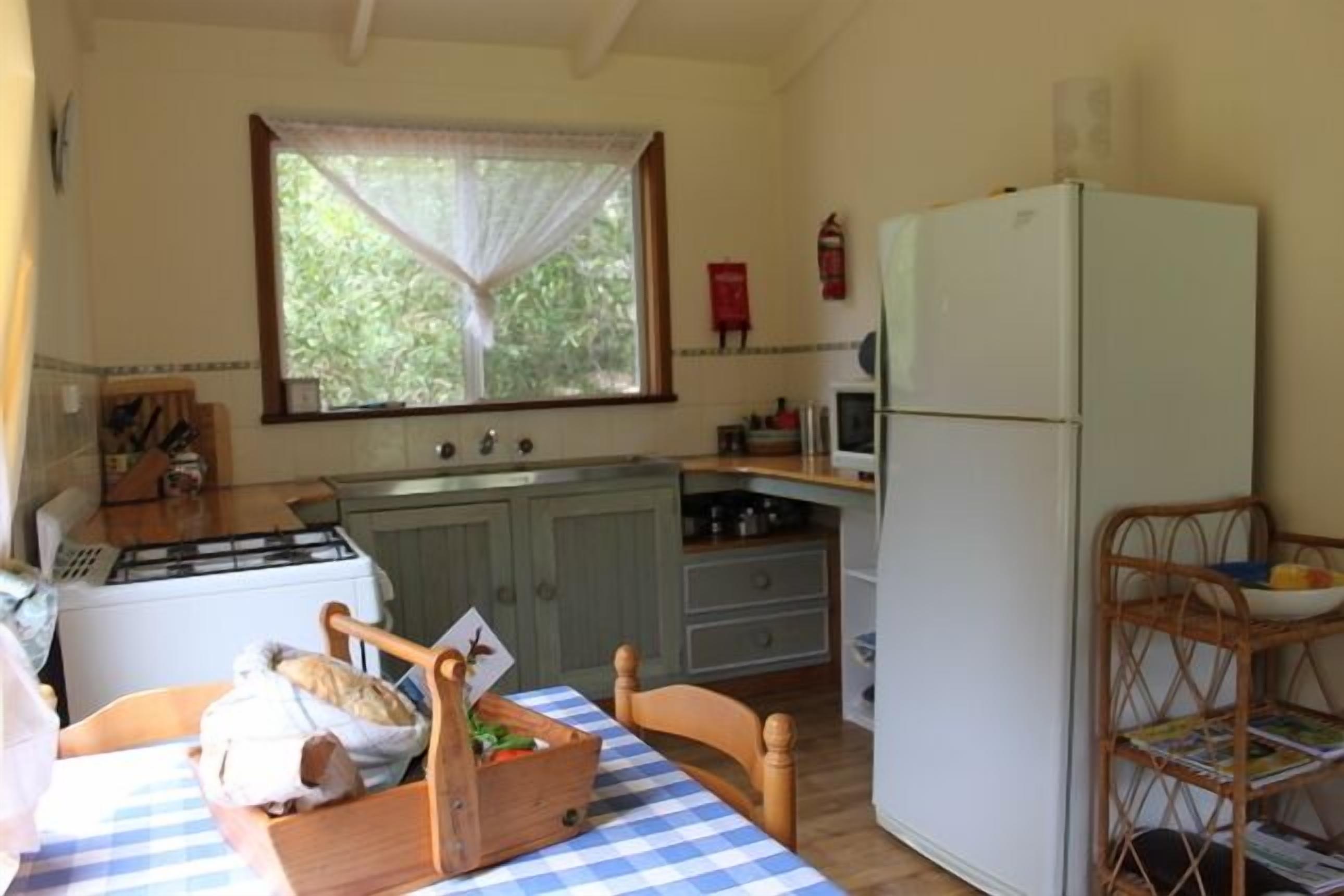 Close to Greens Pool and the Bibbulmun and Munda Biddi Tracks.