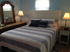 4 bedrooms, iron/ironing board, travel cot, WiFi
