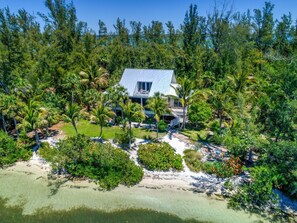Exterior - Private Island Retreat with Private Beach,  Dock, Palm Trees & Glorious Sunsets (Longboat Key)