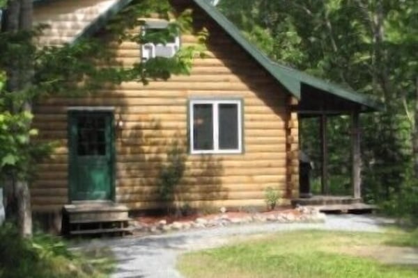 Main Cabin Side View from Driveway