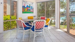 Dining - Windarra on Denhams Unit Three (Denhams Beach)