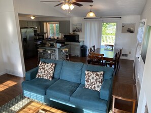 Smart TV, table football