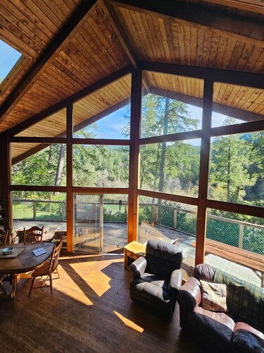 Beautiful 2 story house on Smith River- Private Beach, Trails,& More!