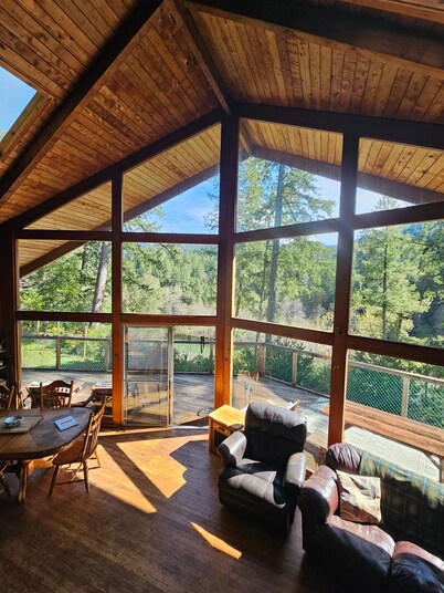 Beautiful 2 story house on Smith River- Private Beach, Trails,& More!