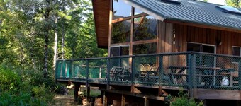 Beautiful 2 story house on Smith River- Private Beach, Trails,& More!