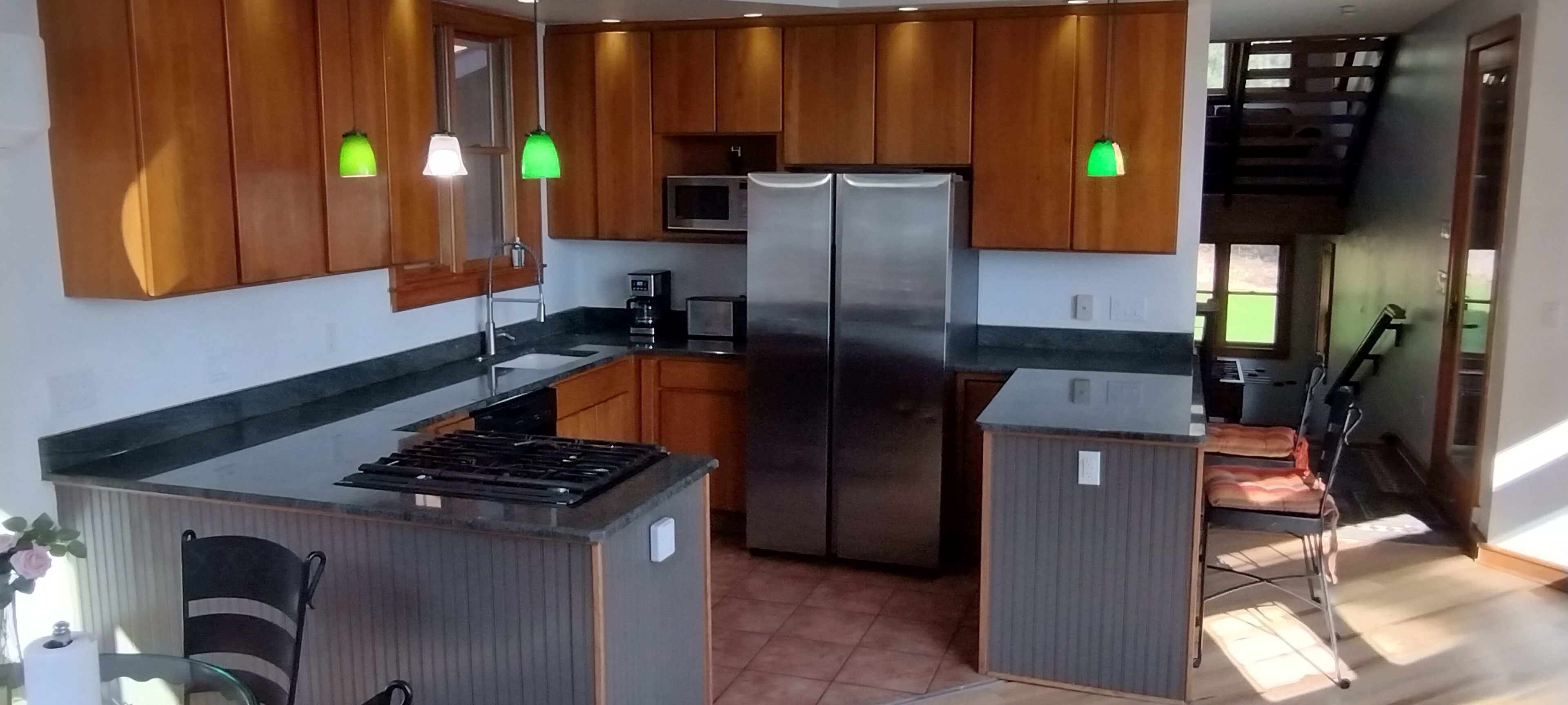 Lake Front Cozy Heated Floors Hot Tub Firepit Foosball Secluded Screened Porch