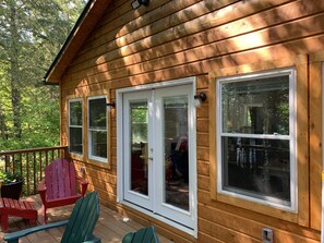 Terrace/patio - Log home on untouched cold stream lake (Lowell)