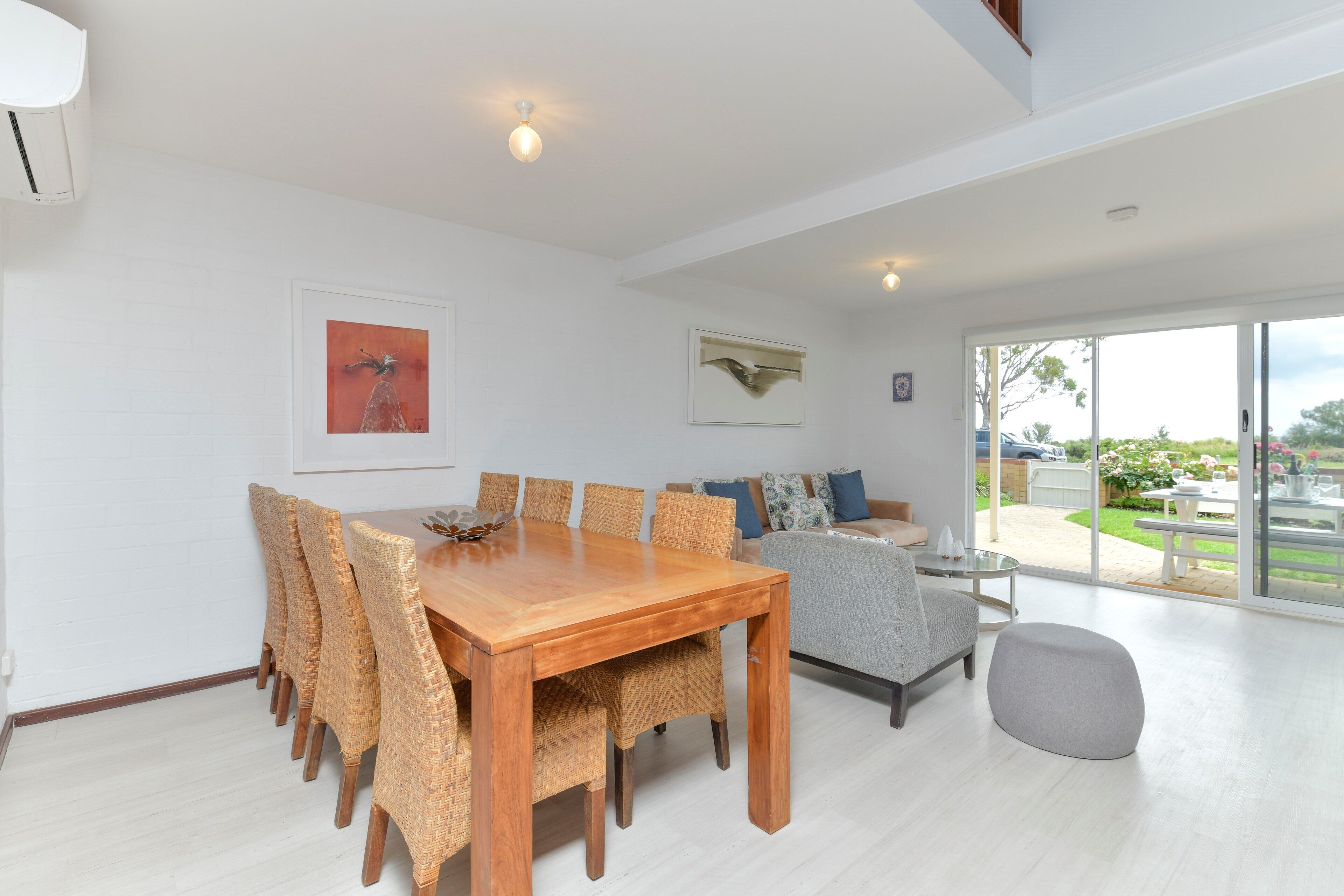 Sea Forever Beach House — image 9