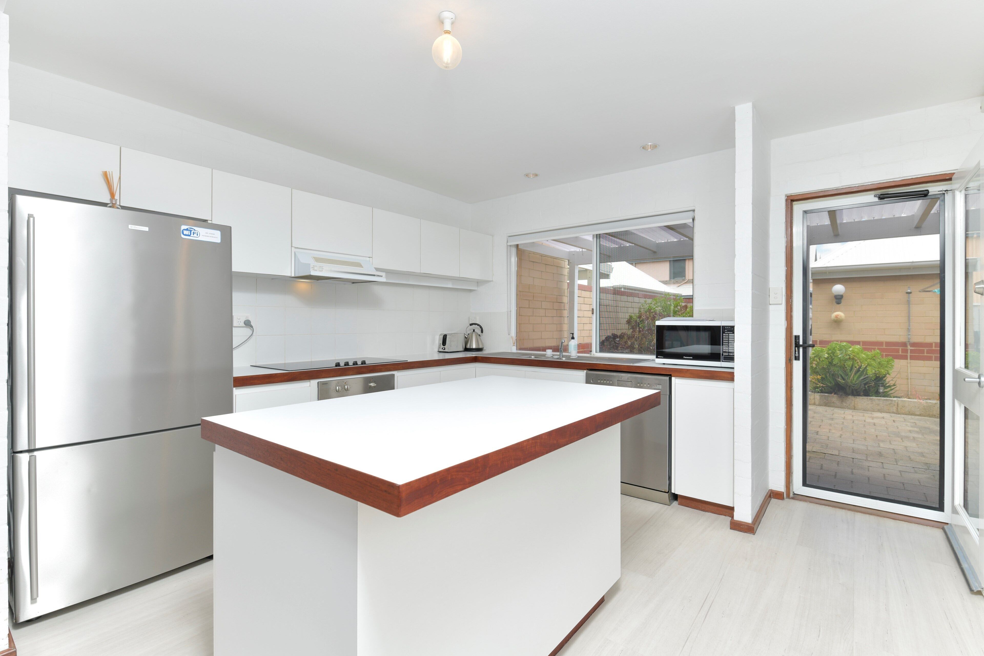 Sea Forever Beach House — image 13