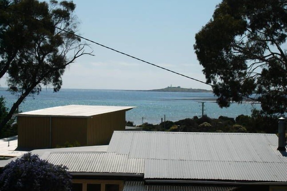 The Beach House Greens Beach